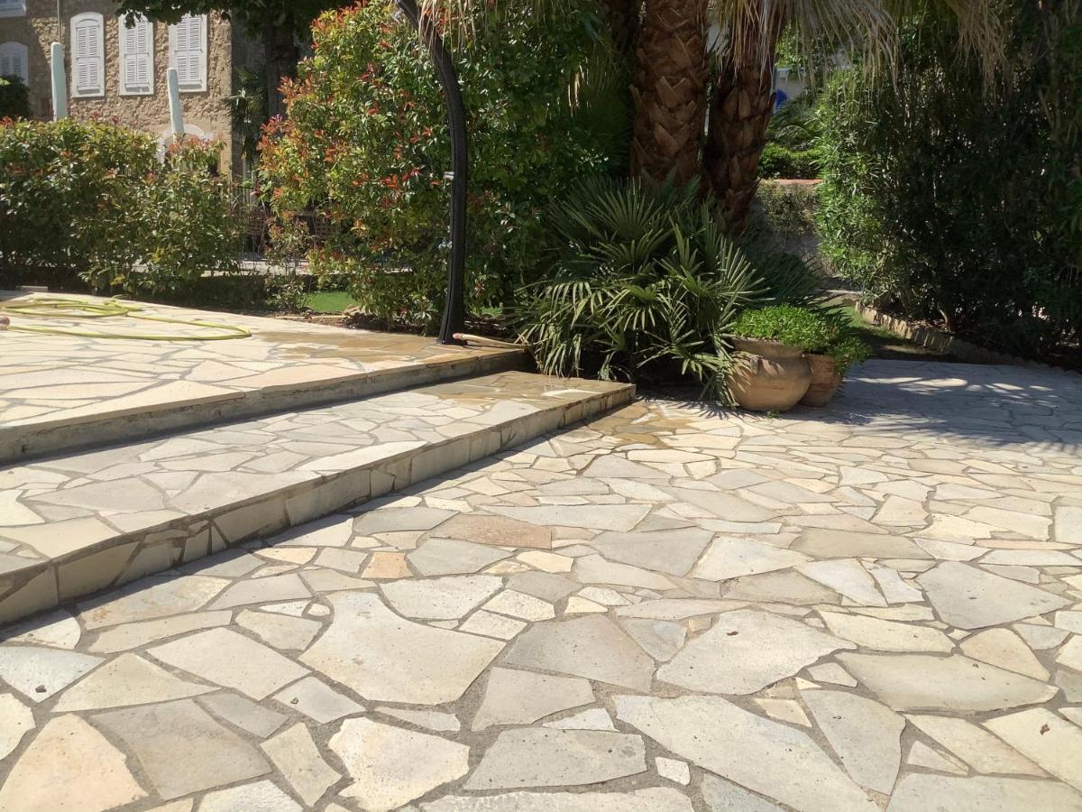 לינה וארוחת בוקר לורג'ה Maison Du Midi מראה חיצוני תמונה
